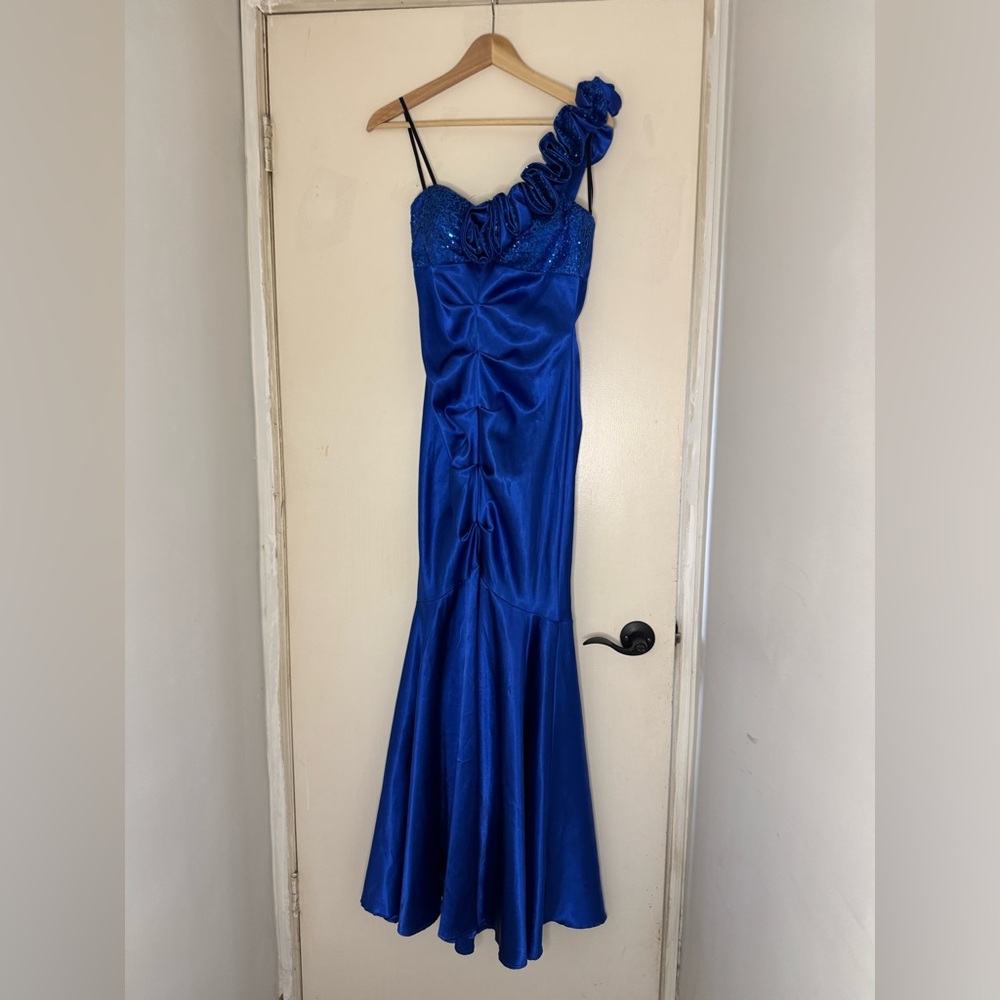Royal Blue One-Shoulder Sequin Prom Dress – Size 5